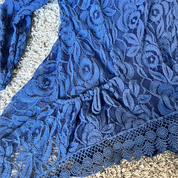 Boutique Navy Lace Tunic with Matching Underlay - Picture 2 of 9